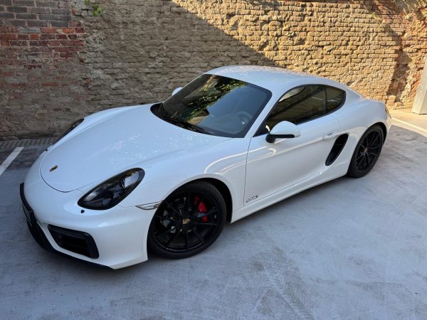 Porsche Cayman GTS pdk 1 main réservé