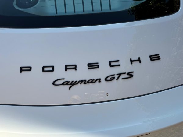 Porsche Cayman GTS pdk 1 main réservé – Image 9