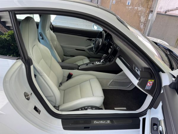 Porsche 991 Turbo S aérokit 1 main UNIQUE – Image 18